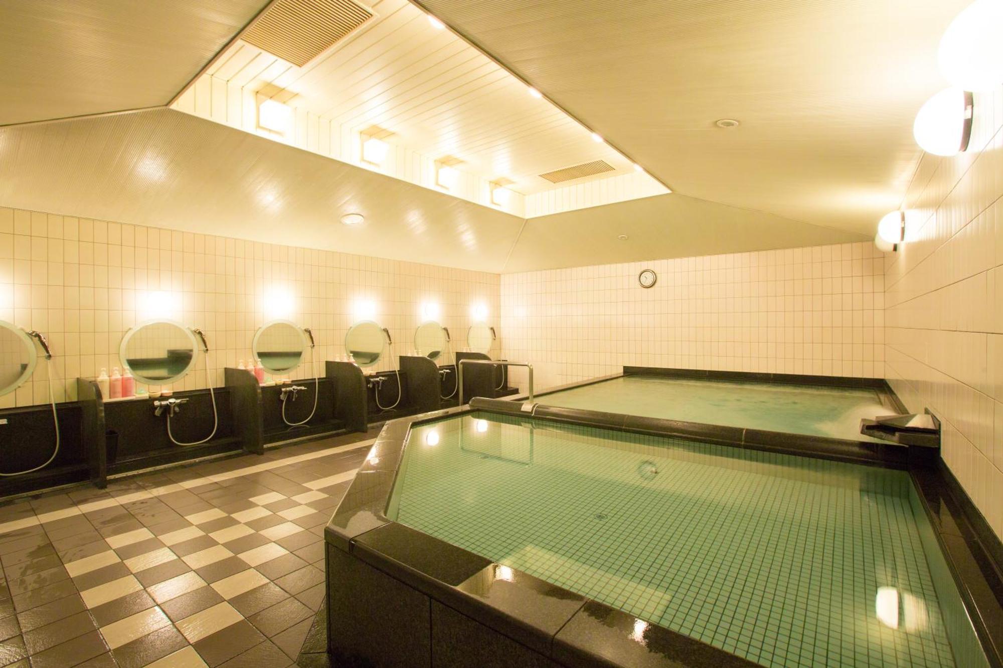 Hotel New Otani Oszaka Kültér fotó A modern onsen